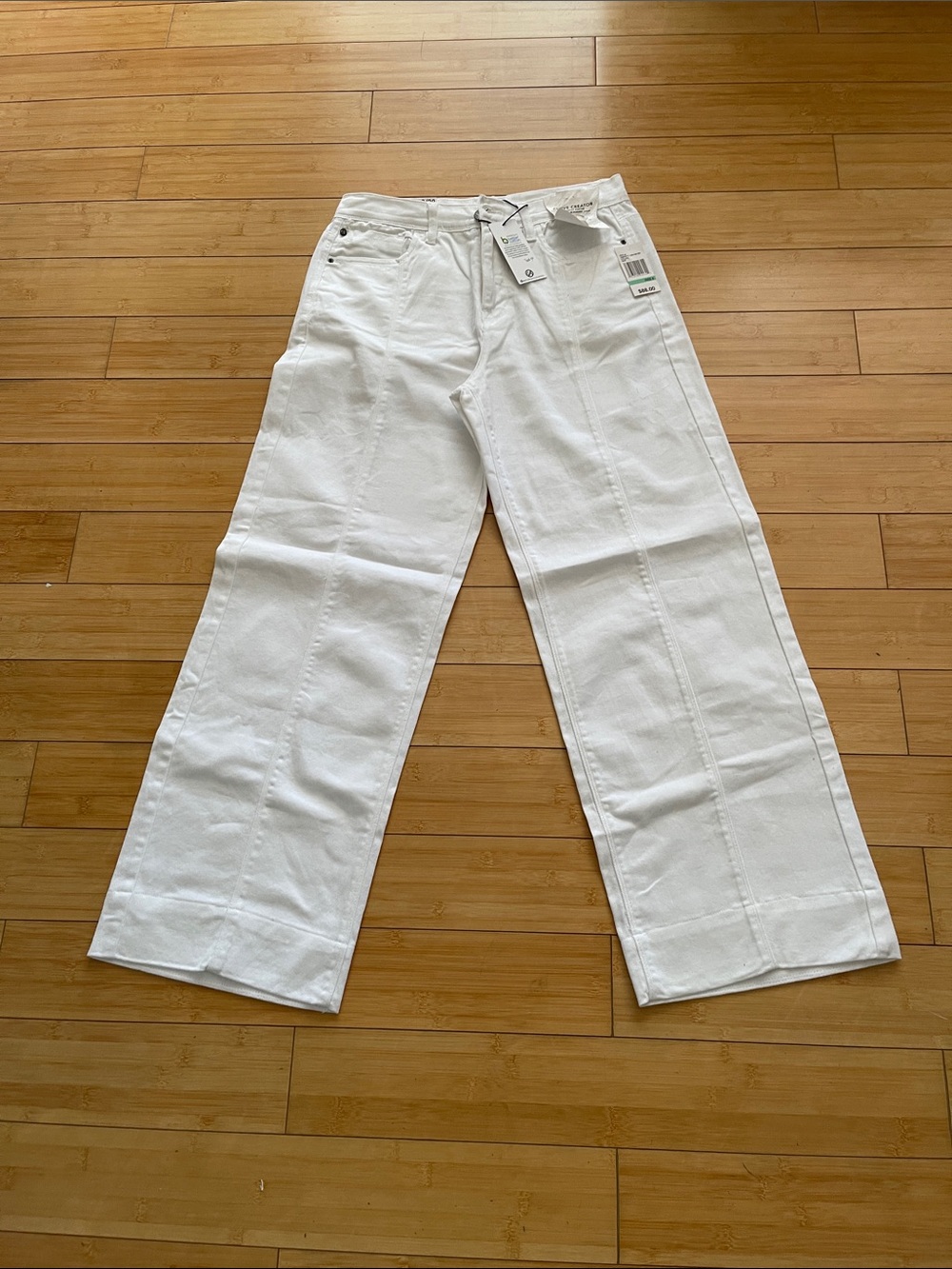 Women White Wide Leg High Rise Curve Appeal Jeans 8/29 NWT but Hemmed